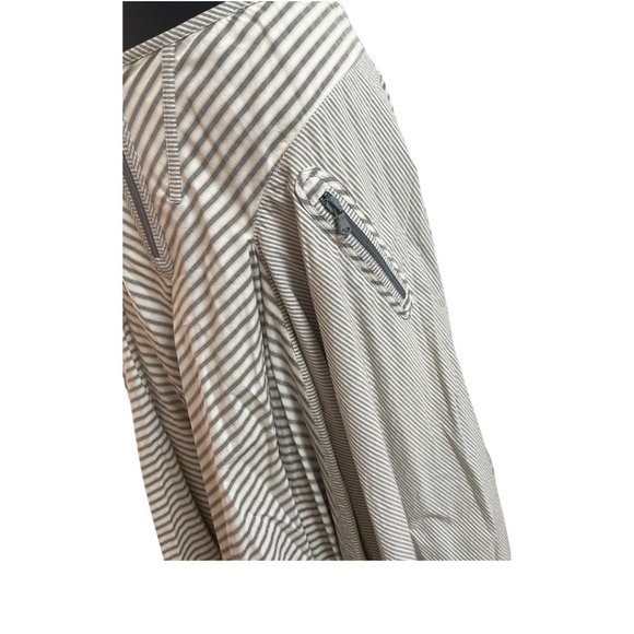 Donna Karen Striped Natural and Gray Pouf skirt Size 6 - Picture 5 of 13